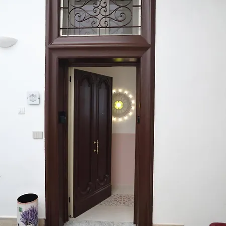 Apartment At - Luxury *